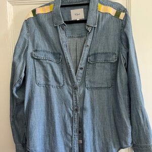 Woman’s Jean shirt